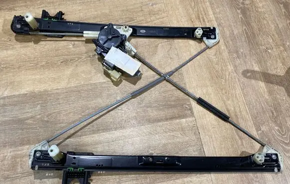Land Rover Range Rover Sport L494 Front door electric window regulator DK6223200AE 012494002D