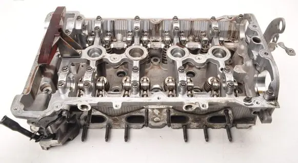 Peugeot RCZ Engine head V753471080