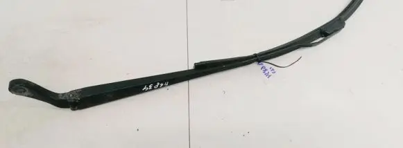 Chrysler Voyager Front wiper blade arm