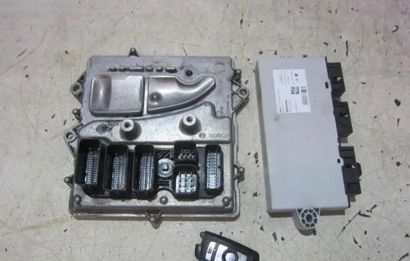 BMW X3 F25 Engine control unit/module ECU 7638781