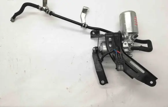 Toyota RAV 4 (XA50) Vacuum pump