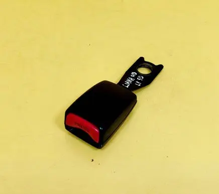 Suzuki Liana Front seatbelt buckle 