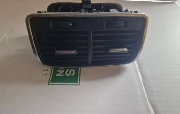 Audi A6 S6 C7 4G Dash center air vent grill 4G0819203