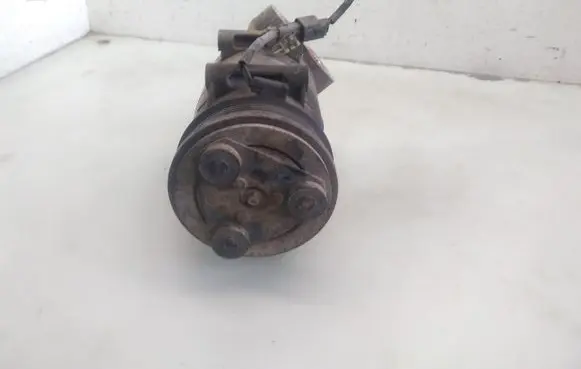 Ford Focus Air conditioning (A/C) compressor (pump)