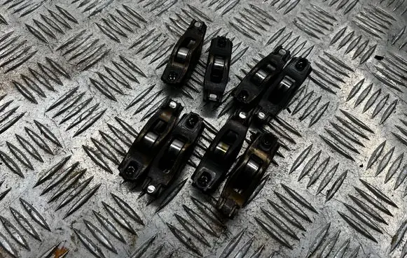 Skoda Octavia Mk2 (1Z) Valve rocker arm