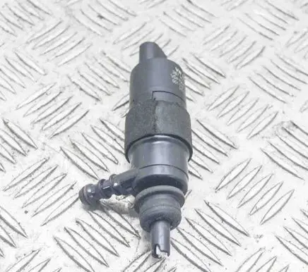 Audi A5 8T 8F Windscreen/windshield washer pump 00101612V 3B7955681