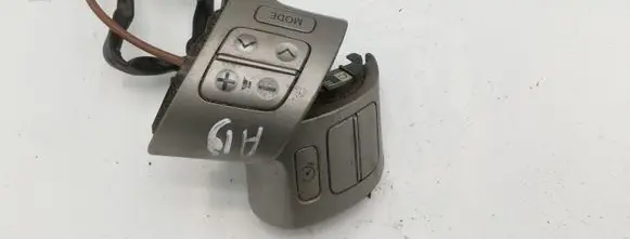 Toyota Auris 150 Steering wheel buttons/switches NOCODE