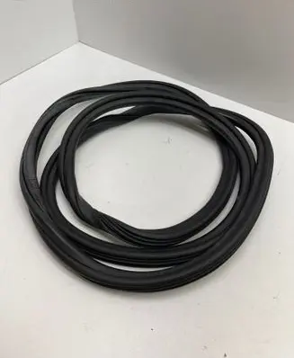 Audi A4 S4 B8 8K Front door rubber seal 8K0831721E