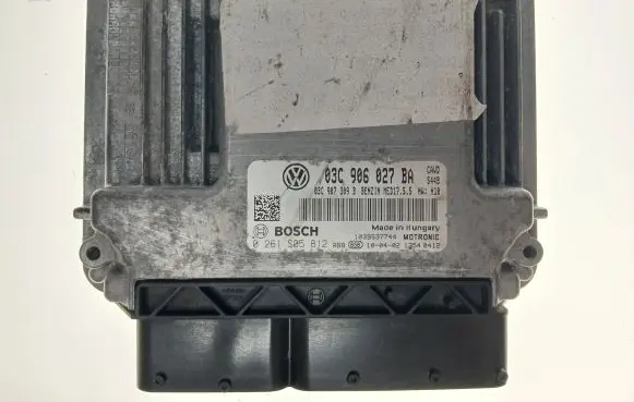 Volkswagen Golf VI Engine control unit/module 03C907309B 03C906027BA 0261S05812