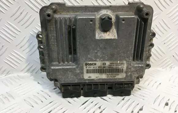 Renault Espace - Grand espace IV Engine control unit/module 8200311550 8200441820
