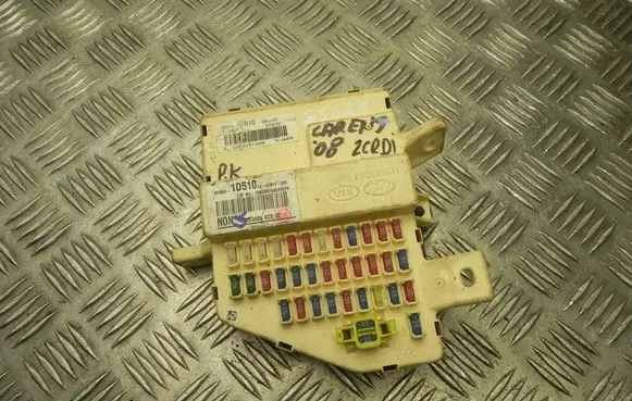 KIA Carens II Fuse box set 919501D510