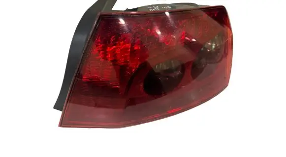 Peugeot 407 Rear/tail lights E203024