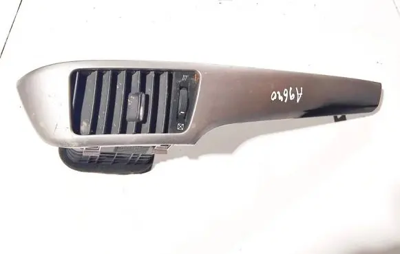 Chevrolet Captiva Dashboard side air vent grill/cover trim 96630044