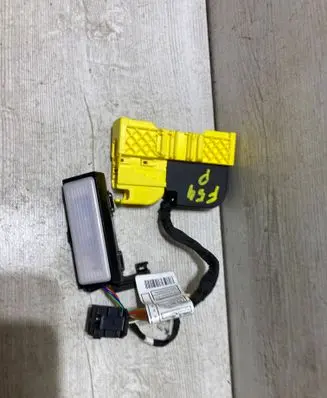 Mini Clubman F54 Glove box light 6809593