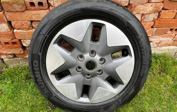 Hyundai Staria R18 spare wheel 52910CG920