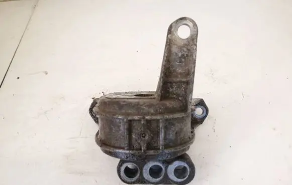 Opel Zafira A Engine mount bracket 24427298