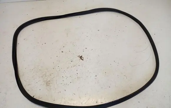 Hyundai Tucson IV NX4 Trunk rubber seal (body) 