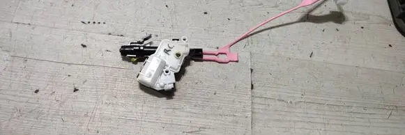 Lexus RC Fuel tank cap lock motor 