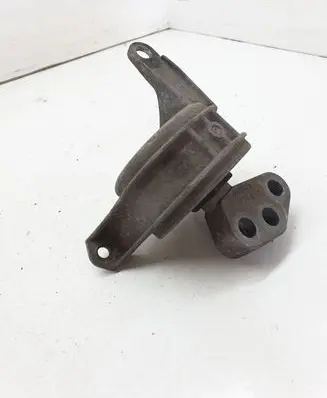 Opel Zafira B Engine mount bracket 13125627
