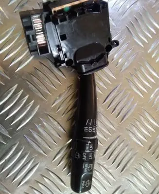 Toyota Avensis T220 Wiper control stalk 17A164LH2
