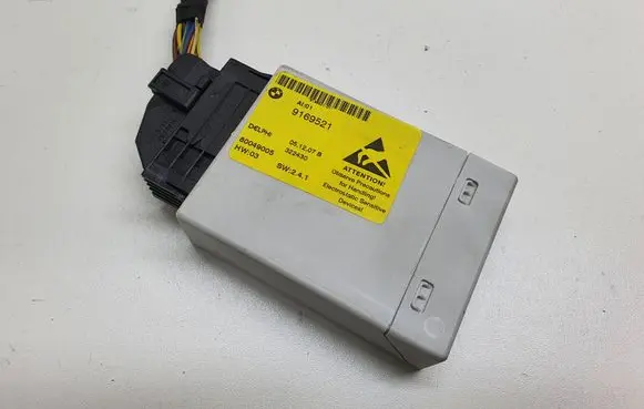BMW 5 E60 E61 Central console control unit 9169521 80049005
