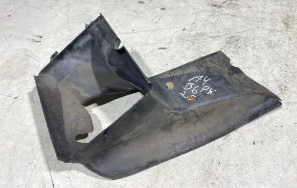 Audi A4 S4 B6 8E 8H Brake cooling air channel/duct 8e0117335c