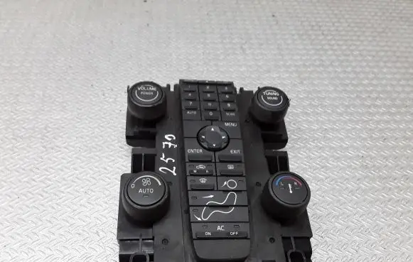 Volvo S40 Climate control unit 30737669