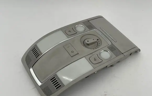 Audi A6 S6 C6 4F Front seat light 4F0947135CA