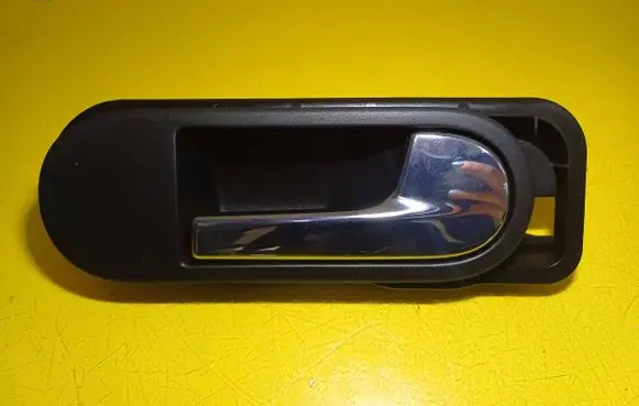 Volkswagen Golf Plus Rear door interior handle 5M0837198