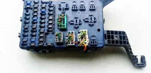 Ford Mondeo Mk III Fuse box set 1S7T14A073AE