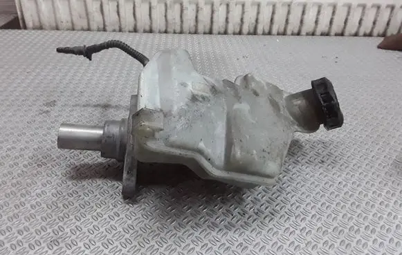 Mazda 2 Master brake cylinder 03350884941