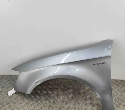 Audi A3 S3 8V Fender 8V0821467E