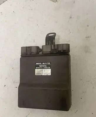 Toyota Corolla E120 E130 Injection control unit/module 8987120030