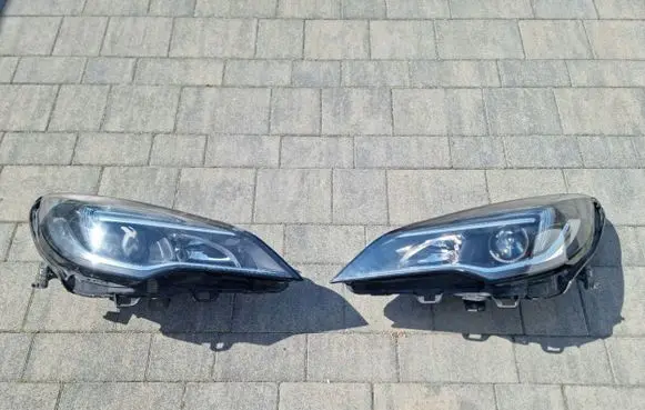 Opel Astra H Headlights/headlamps set 