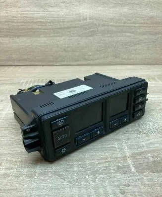 Audi A4 S4 B5 8D Climate control unit 8L0820043B WithPlug