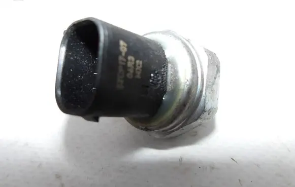 BMW 1 F20 F21 Air conditioning (A/C) pressure sensor 9181464