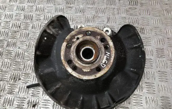 Mercedes-Benz ML W166 Rear wheel hub A1663570205