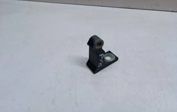 Porsche Cayenne (92A) Front door upper hinge 8K0831401A