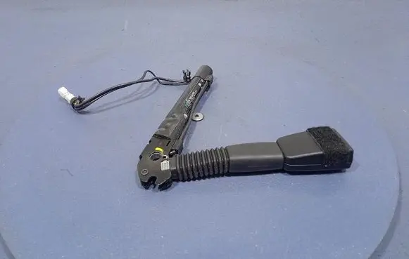 BMW 3 F30 F35 F31 Front seatbelt 34110144E