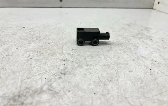 BMW 5 F10 F11 Airbag deployment crash/impact sensor 9224176