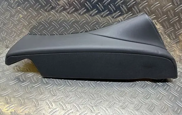 Peugeot 3008 I Rear seat side top trim 1595963