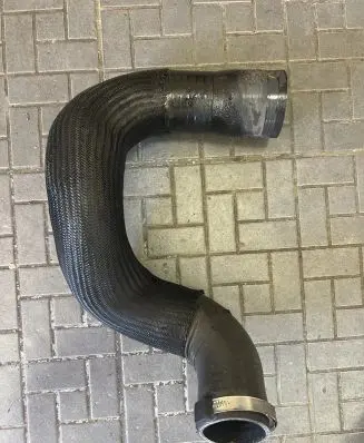 Jeep Grand Cherokee Intercooler hose/pipe