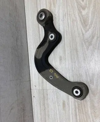 Rear control arm