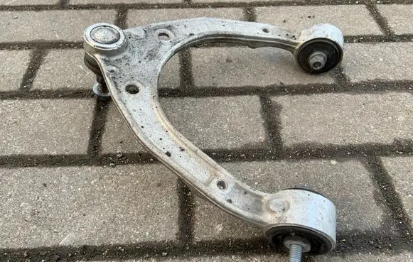 Audi Q7 4L Front lower control arm/wishbone 7L0407047B 7L8407021