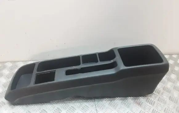 Toyota Corolla Verso E121 Center console 5891113060