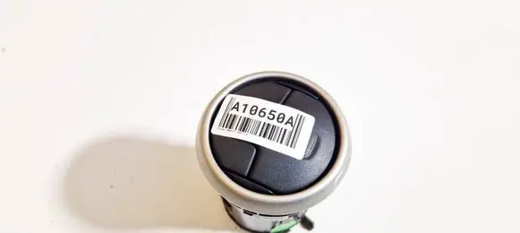 Dash center air vent grill