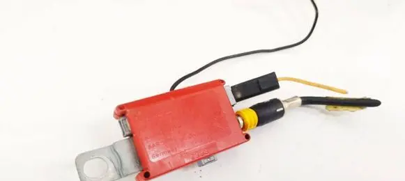 Renault Espace - Grand espace IV Antenna control unit 8200061683 AAR34100
