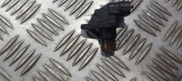 Camshaft position sensor