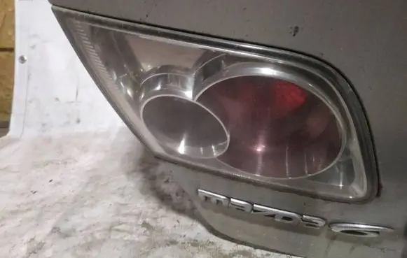 Mazda 6 Tailgate rear/tail lights