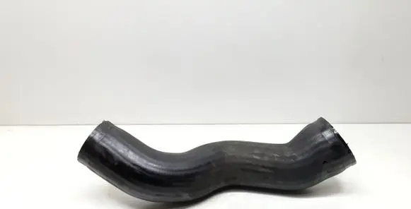 Volvo XC90 Intercooler hose/pipe 30680217